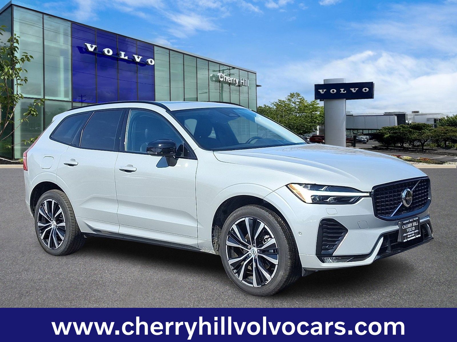 2025 Volvo XC60 SUV 