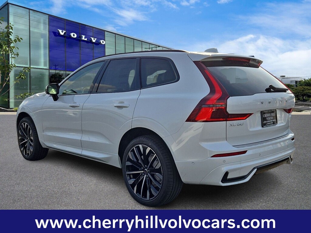 New 2026 Volvo XC60 B5 Ultra SUV