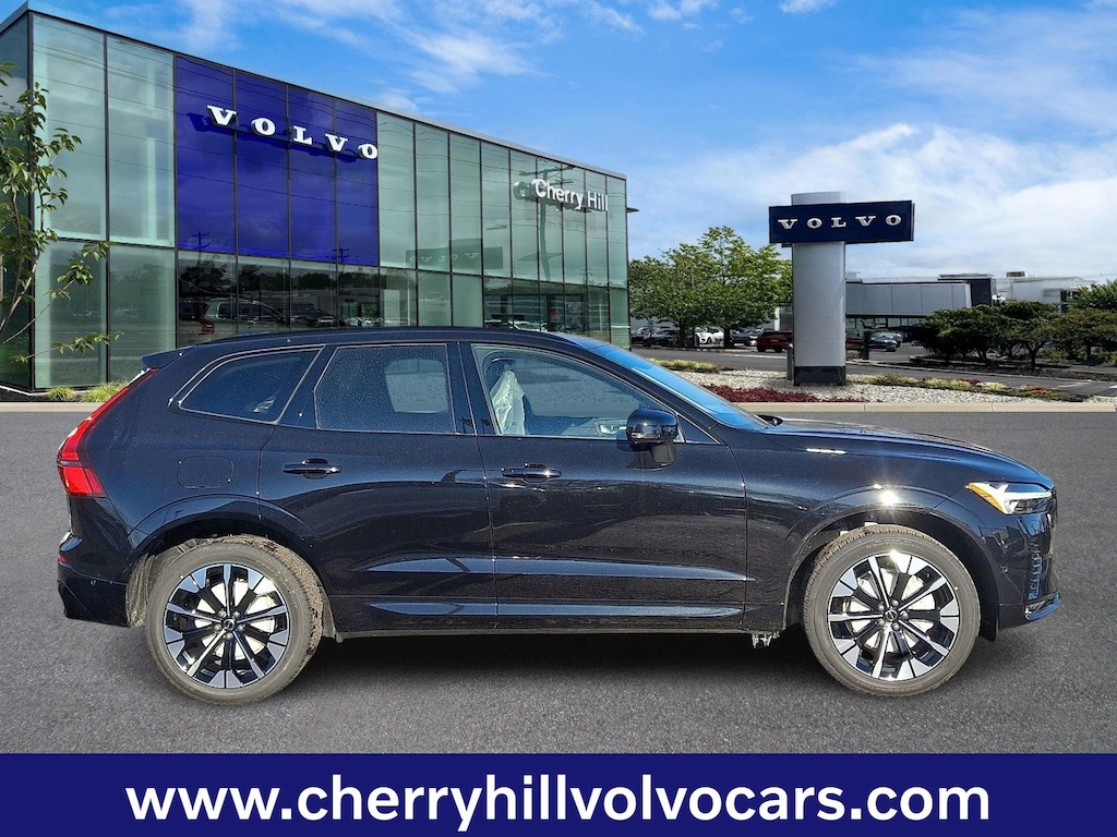 New 2026 Volvo XC60 B5 Plus SUV