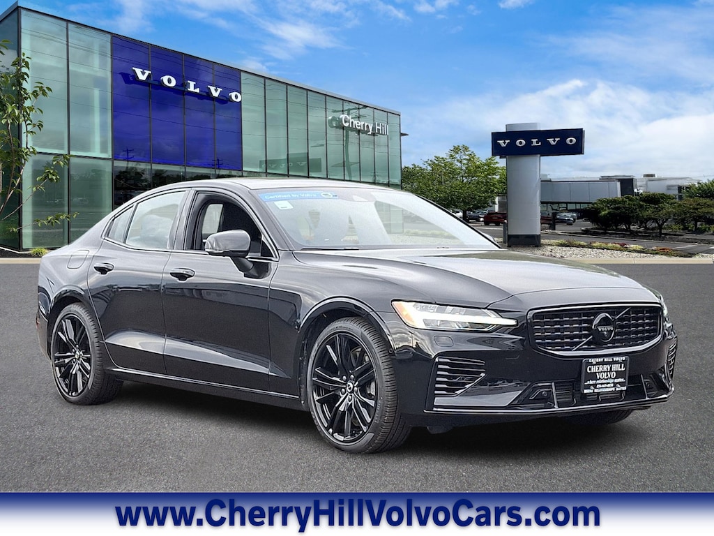 Certified 2022 Volvo S60 Recharge Plug-In Hybrid T8 Black Edition R-Design Extended Range Sedan