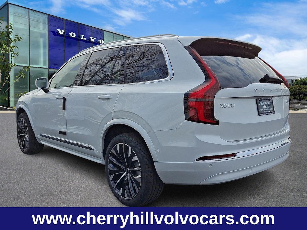 New 2026 Volvo XC90 B6 Plus 7-Seater SUV