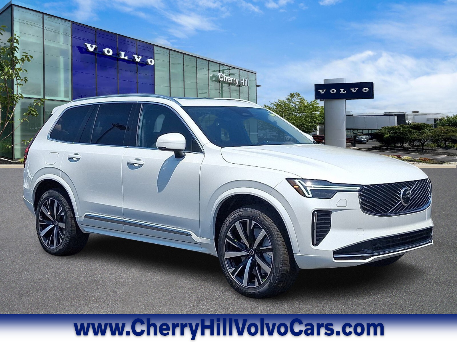 2025 Volvo XC90 SUV 