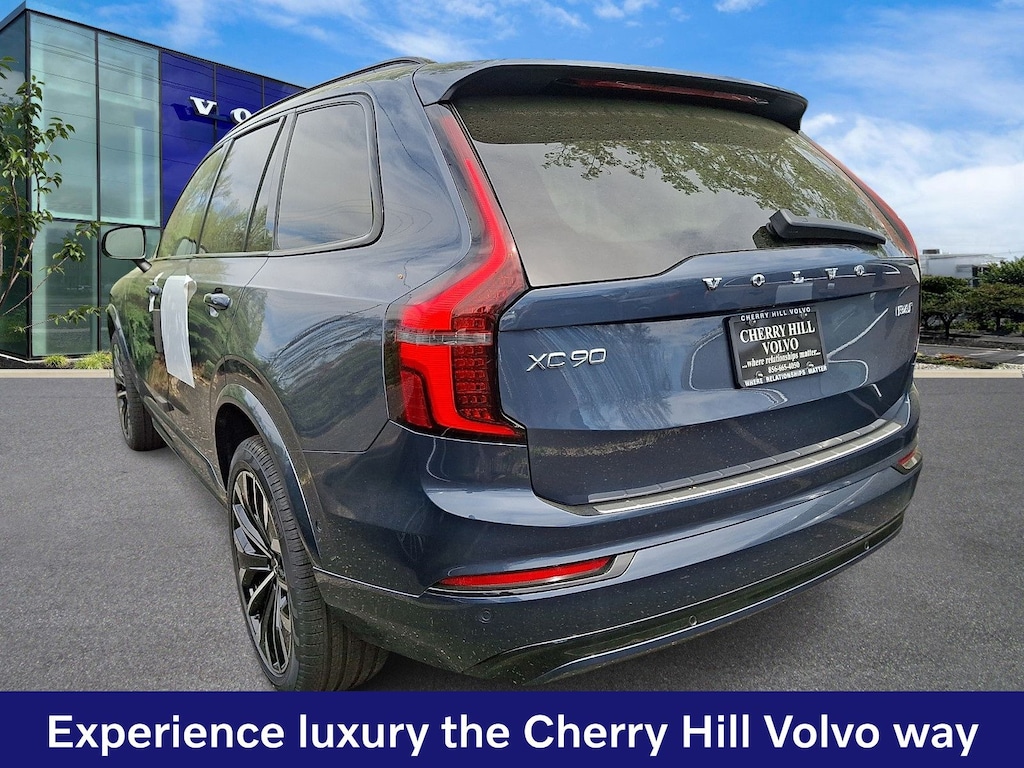 New 2026 Volvo XC90 B6 Ultra Dark Theme 7-Seater SUV