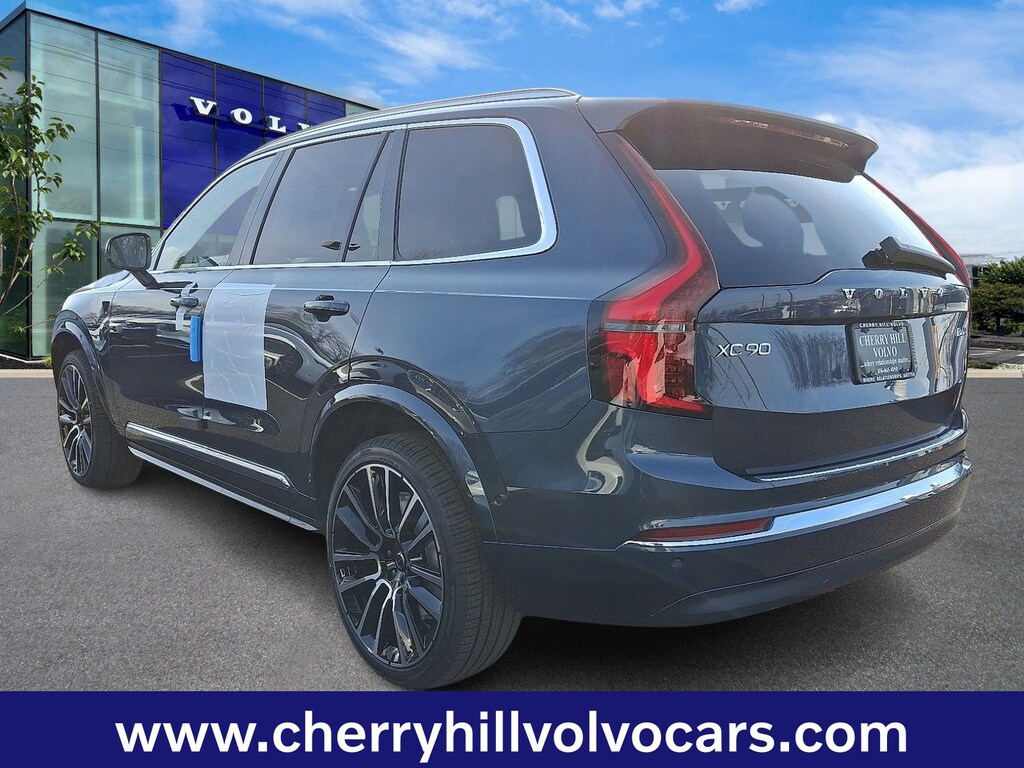 New 2026 Volvo XC90 B6 Plus 7-Seater SUV