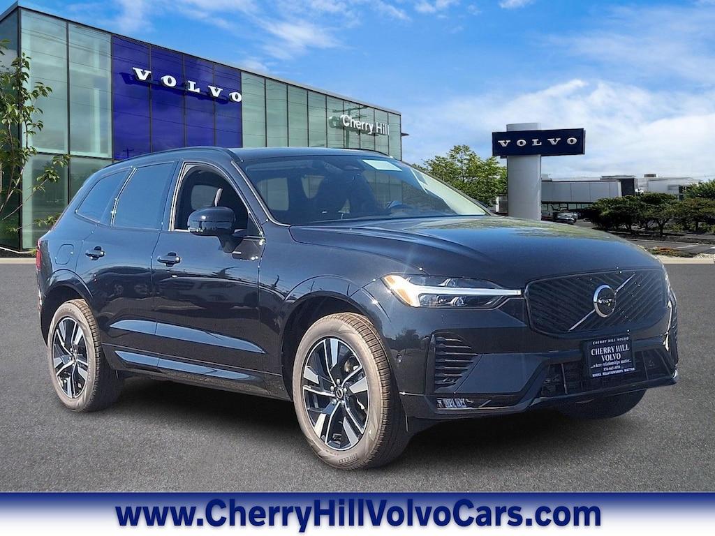 New 2026 Volvo XC60 B5 Plus SUV