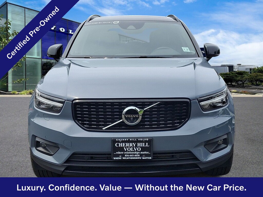 Certified 2022 Volvo XC40 R-Design SUV
