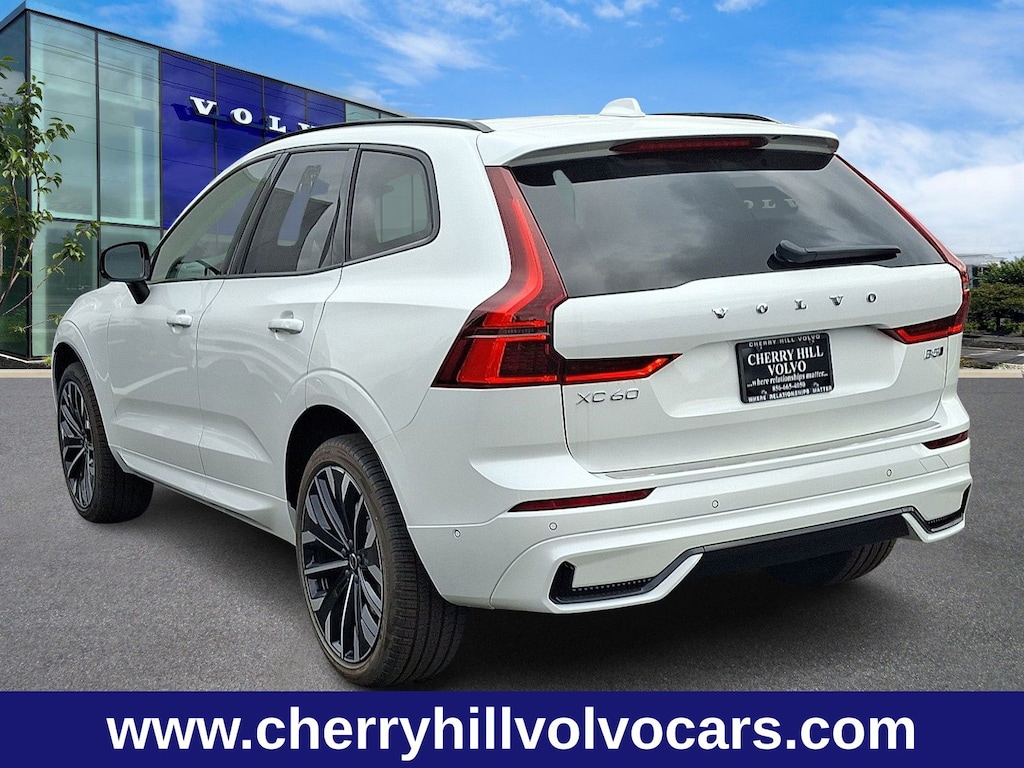 New 2026 Volvo XC60 B5 Ultra SUV