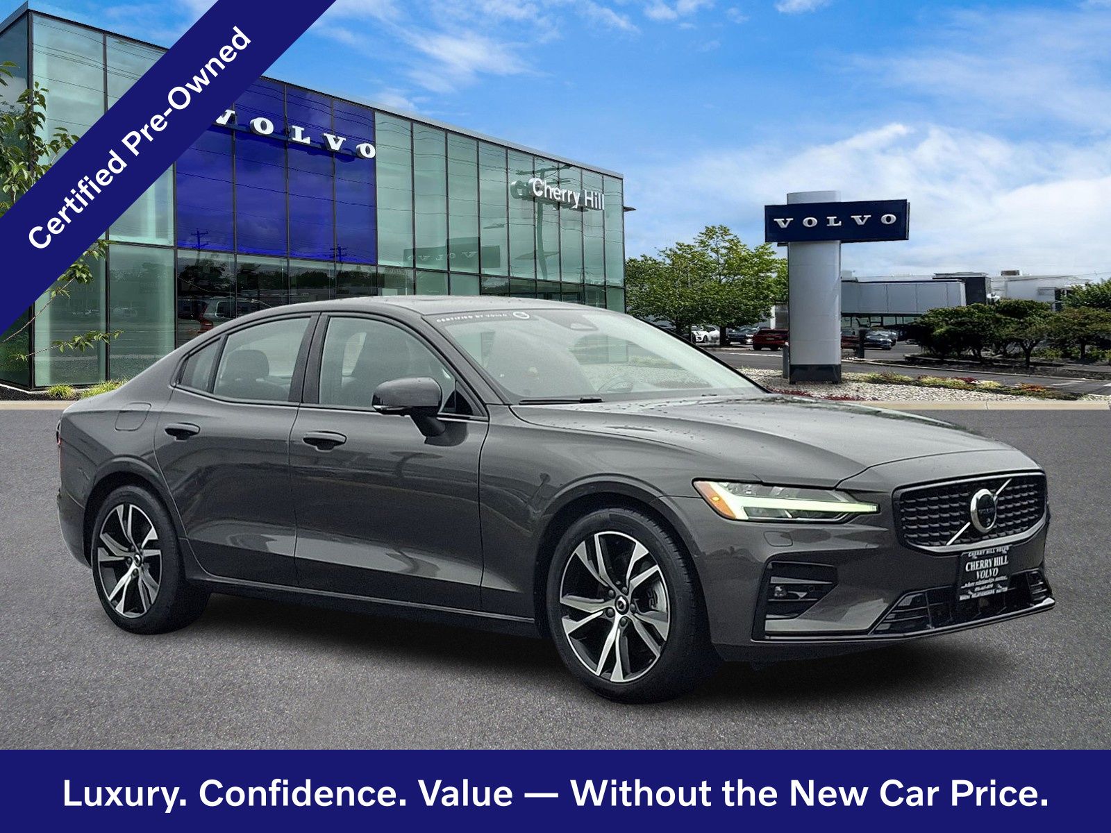 2025 Volvo S60 Sedan 