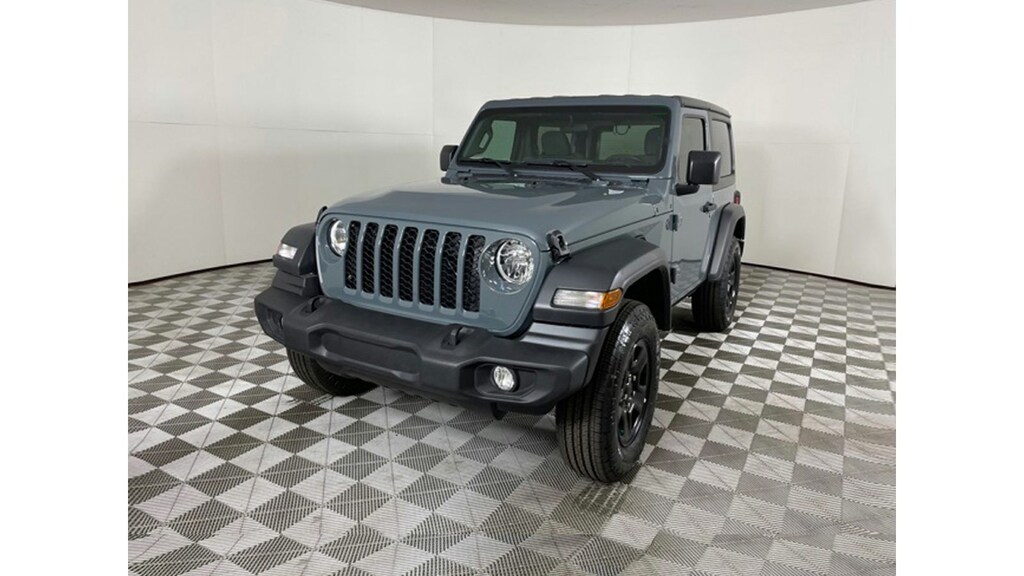 Used 2025 Jeep Wrangler Willys SUV