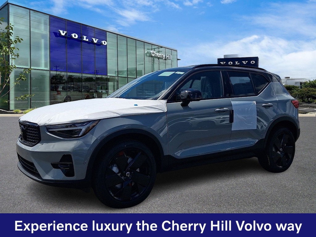New 2026 Volvo XC40 B5 Ultra Black Edition SUV