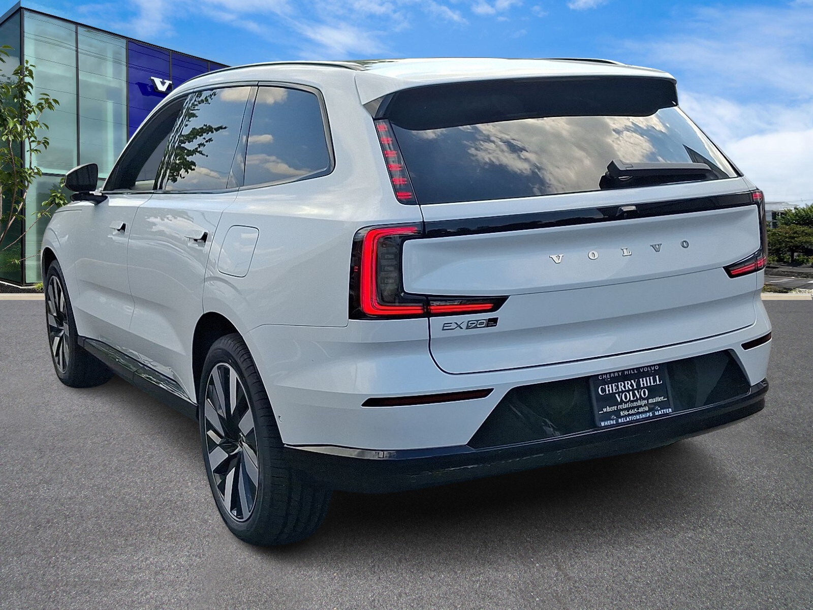 2025 Volvo EX90 Twin Motor Ultra photo 3
