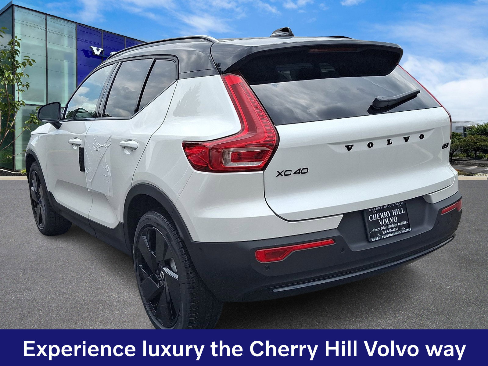 New 2026 Volvo XC40 B5 Ultra Black Edition SUV