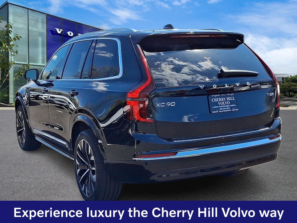 New 2026 Volvo XC90 plug-in hybrid T8 Plus 7-Seater SUV