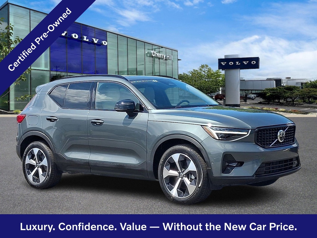 Certified 2026 Volvo XC40 B5 Plus SUV