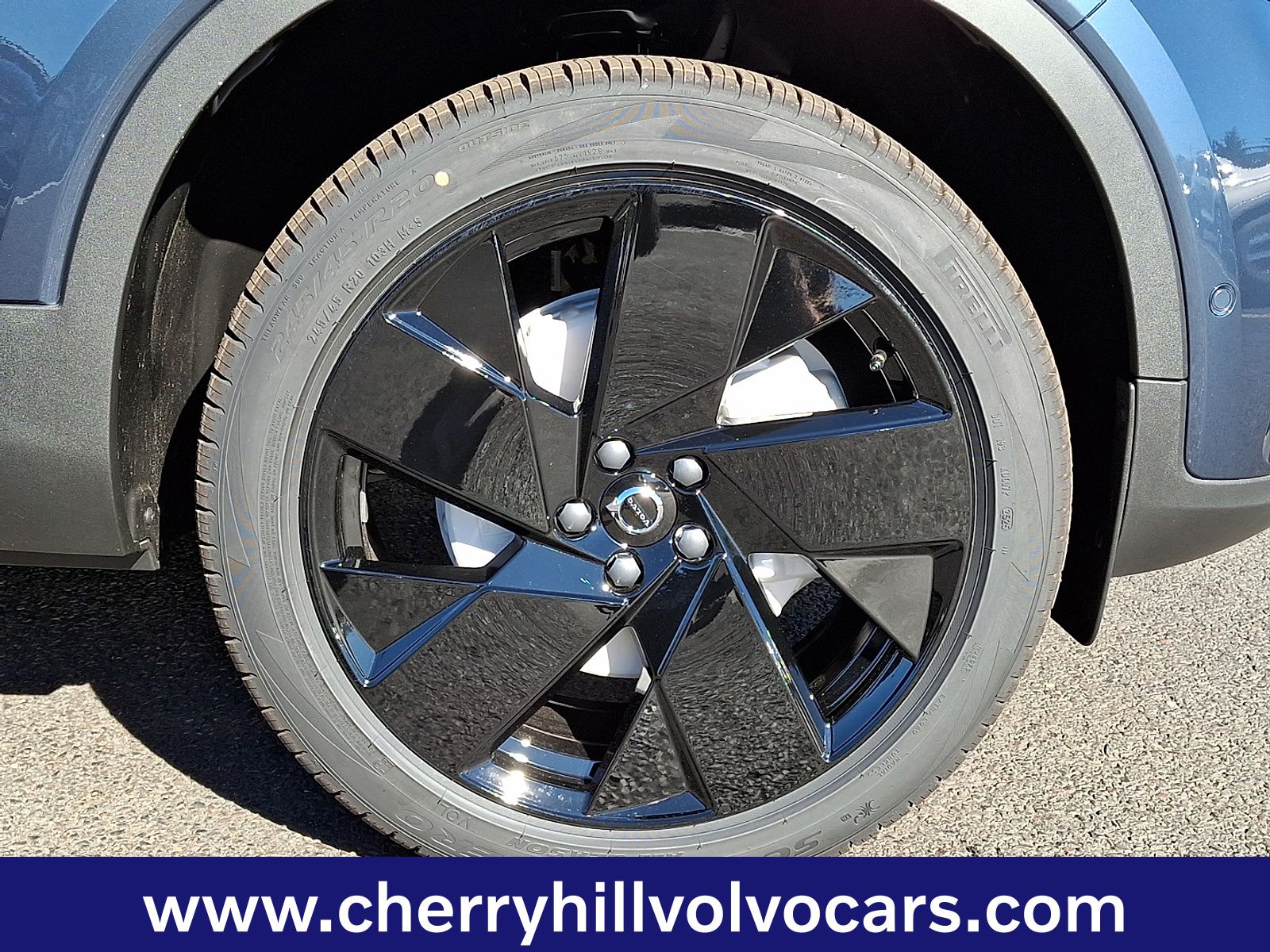 2026 Volvo XC40 Ultra Black Edition - Photo 6