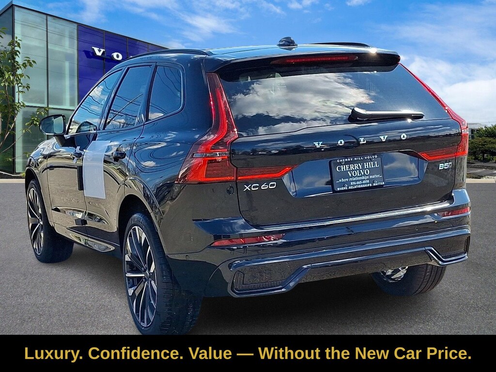 New 2026 Volvo XC60 B5 Ultra SUV