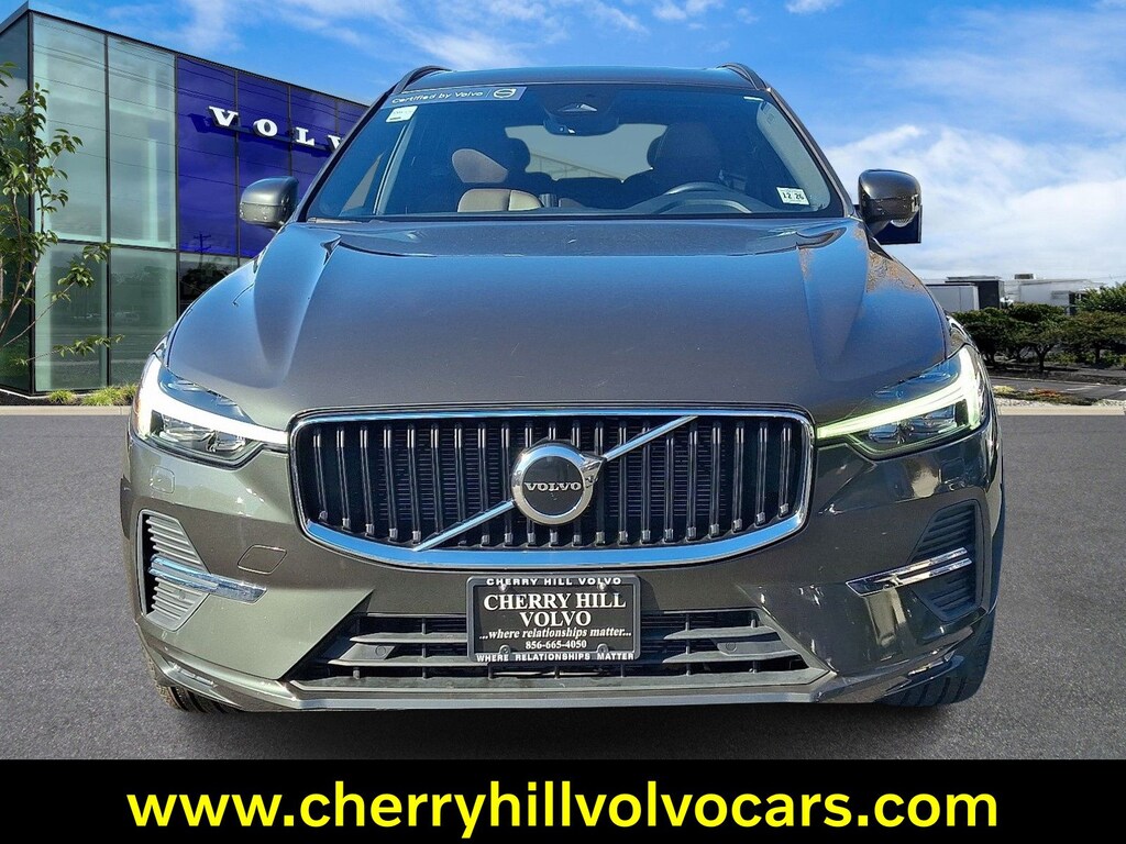 Certified 2022 Volvo XC60 B5 Momentum SUV
