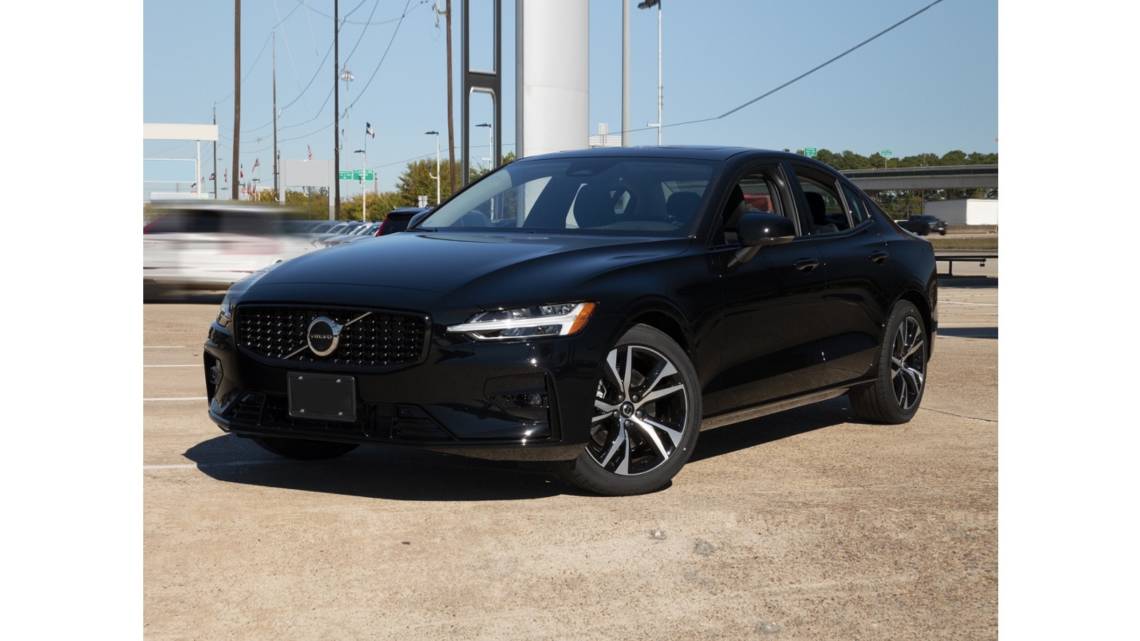 2024 Volvo S60 B5 Ultimate Dark Theme AWD's photo