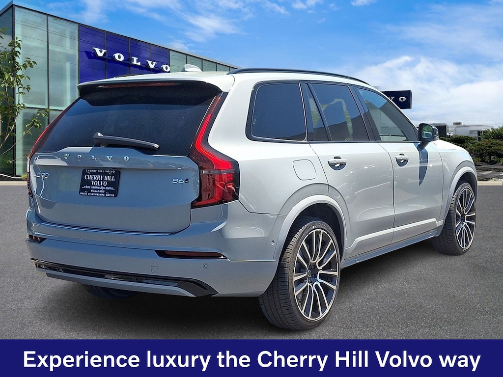 New 2026 Volvo XC90 B6 Ultra Dark Theme 7-Seater SUV