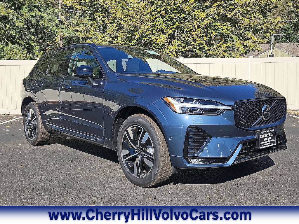 New 2026 Volvo XC60 B5 Plus SUV