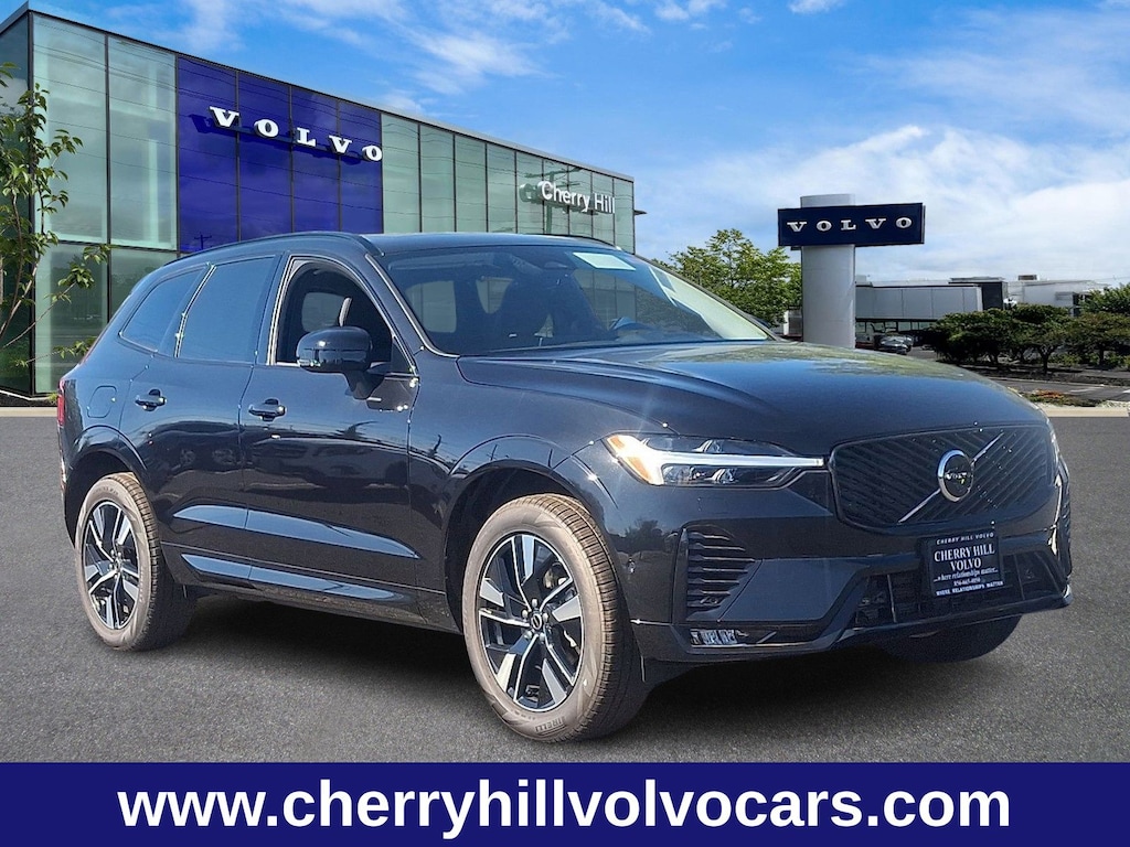 New 2026 Volvo XC60 B5 Plus SUV