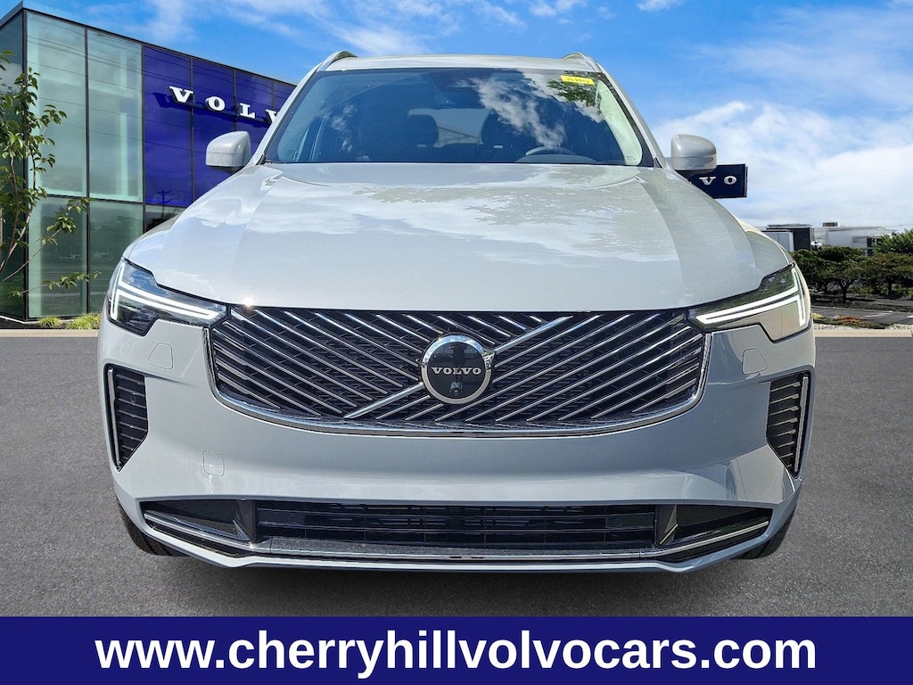 New 2026 Volvo XC90 B6 Plus 7-Seater SUV