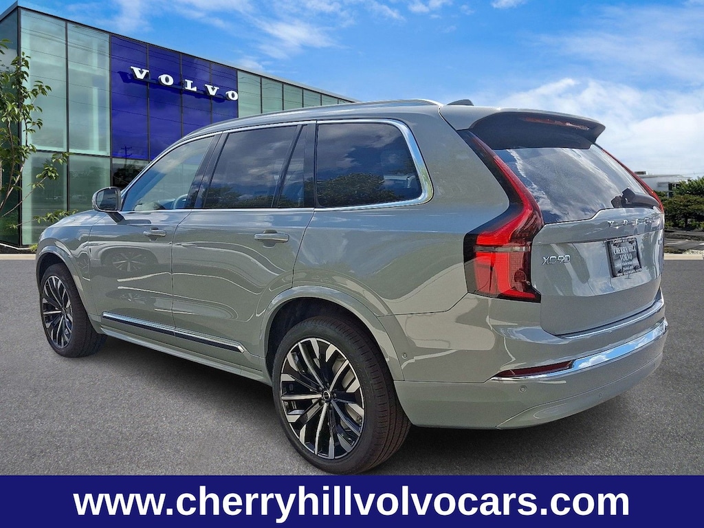 New 2026 Volvo XC90 B6 Plus 7-Seater SUV