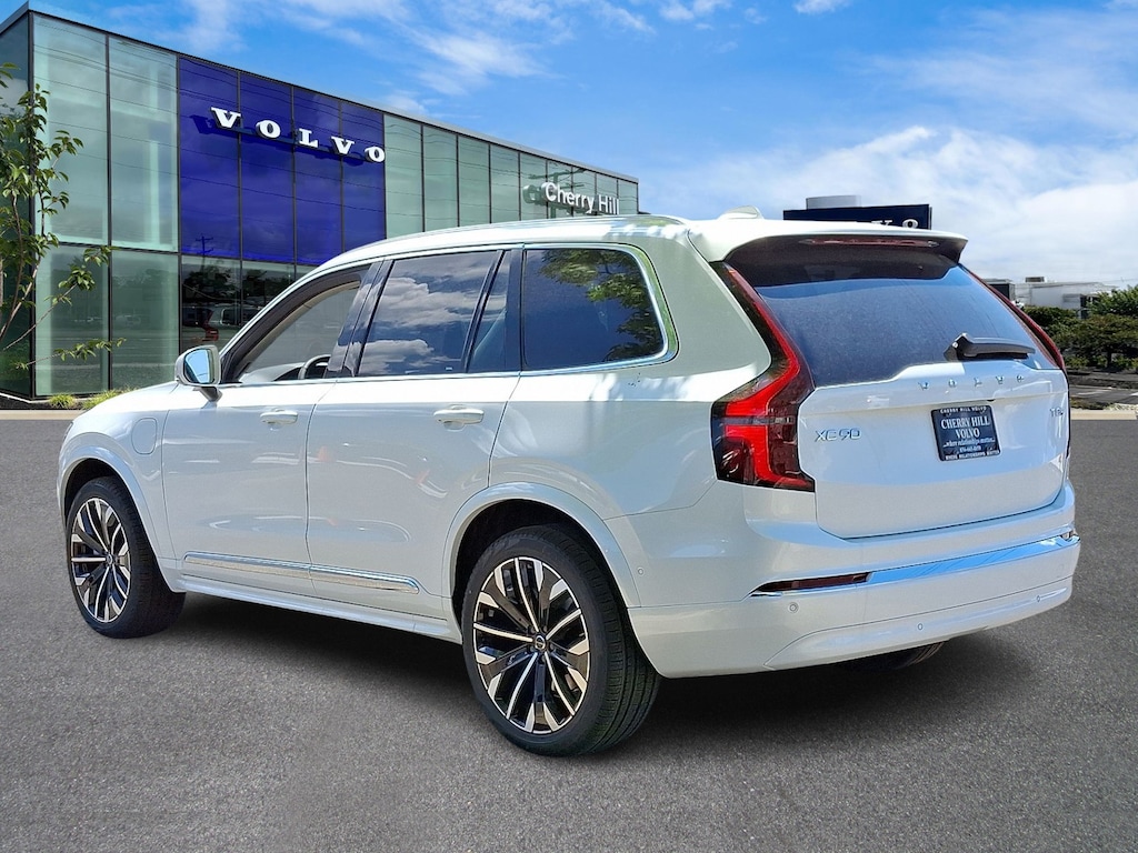 New 2025 Volvo XC90 plug-in hybrid T8 (2025.5) Plus 7-Seater SUV