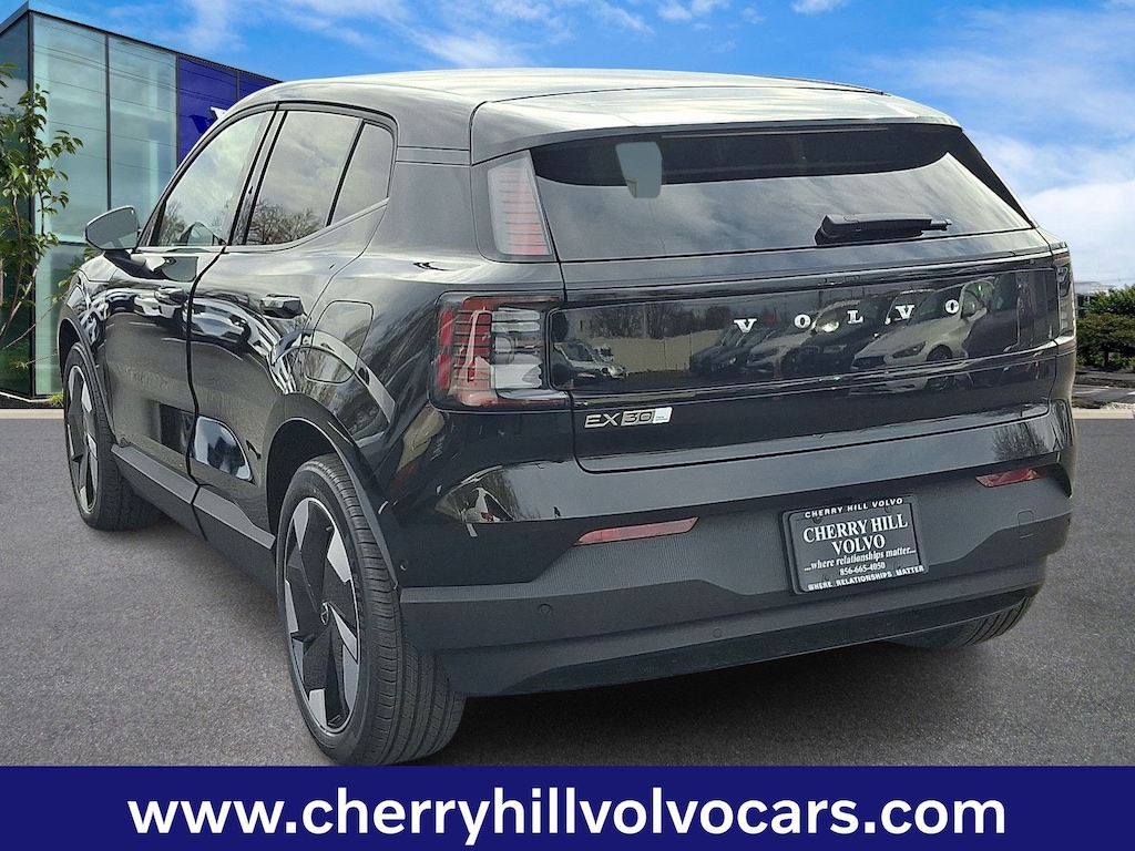 New 2026 Volvo EX30 Twin Motor Ultra SUV