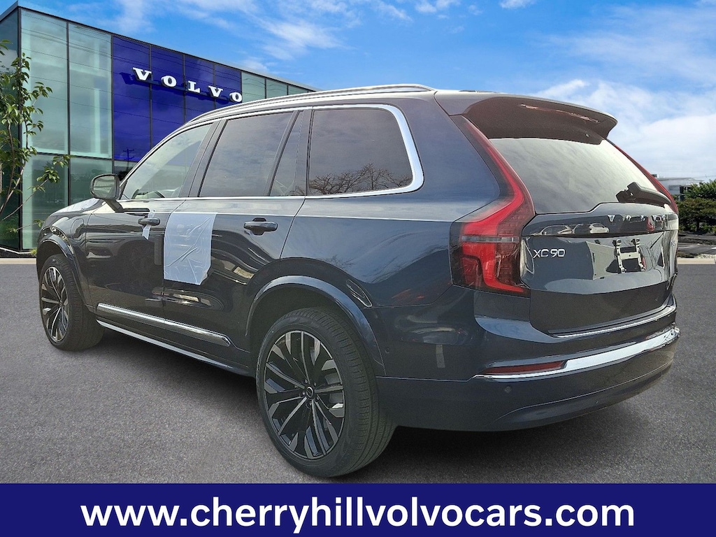 New 2026 Volvo XC90 plug-in hybrid T8 Plus 7-Seater SUV