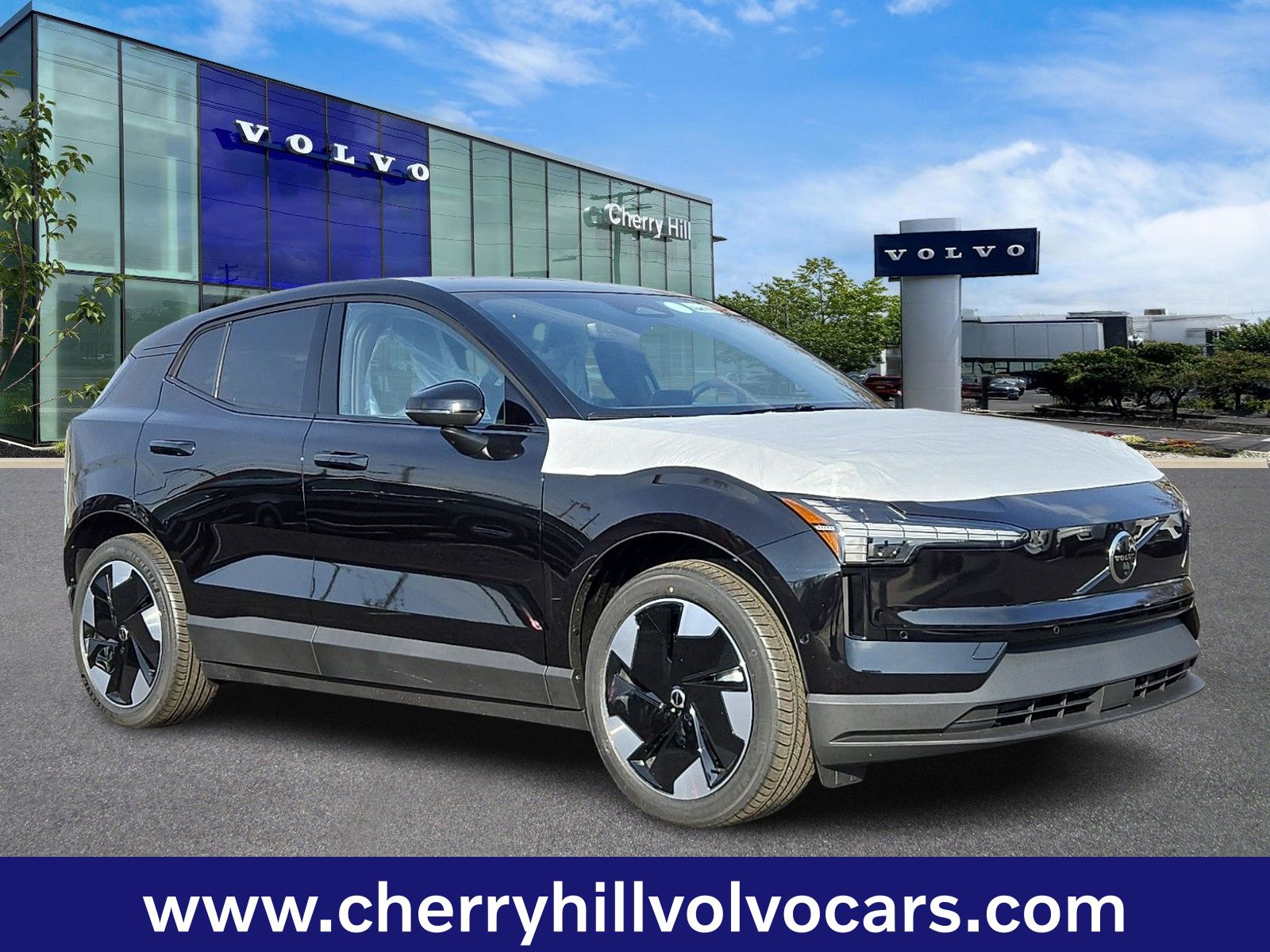 2026 Volvo EX30 Ultra's photo