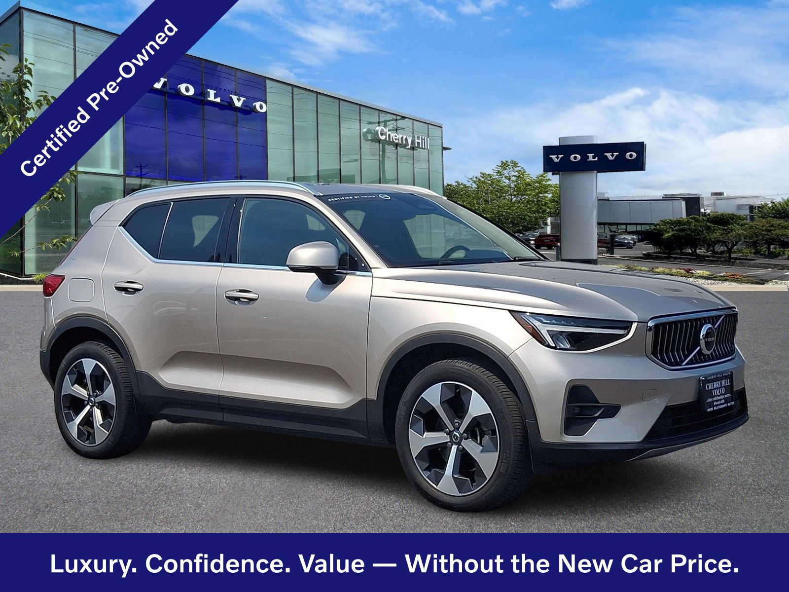 2023 Volvo XC40