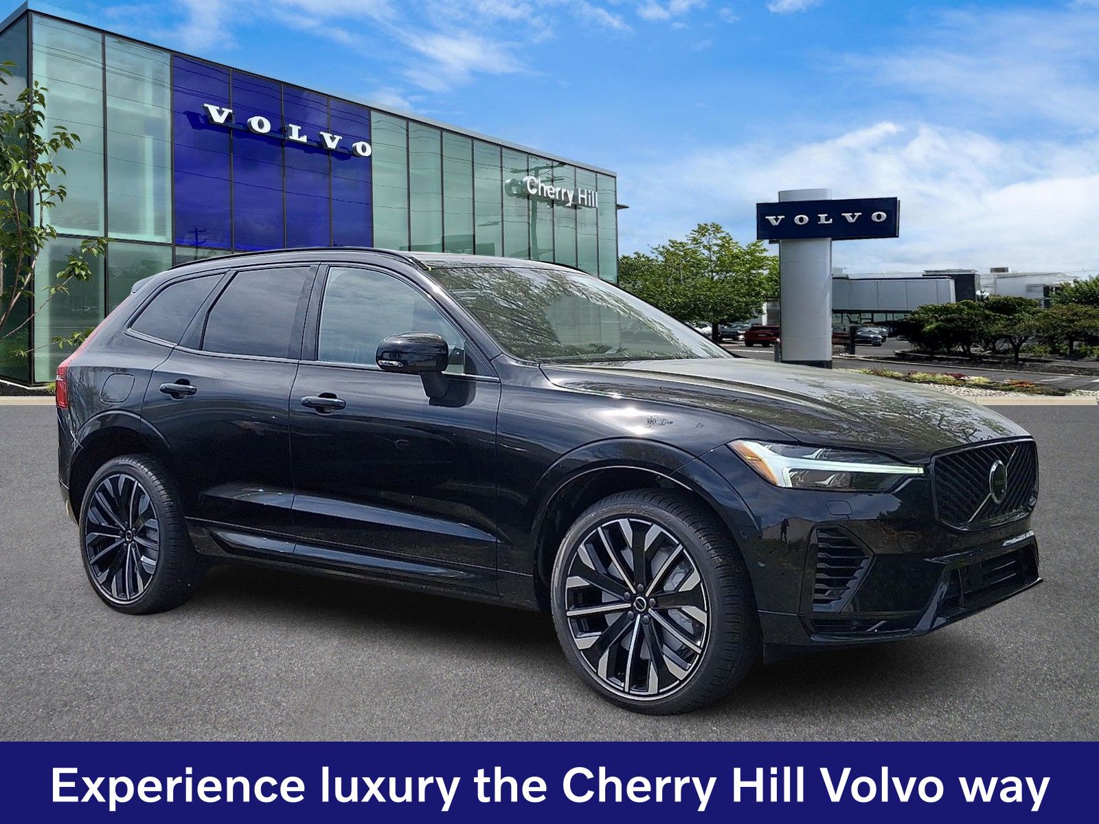 2026 Volvo XC60 plug-in hybrid SUV 