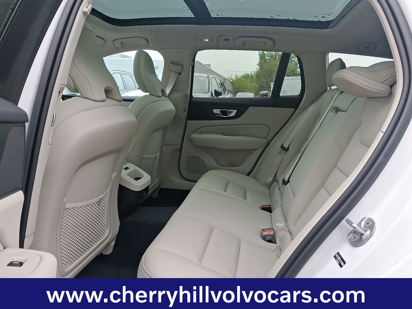 2026 Volvo V60 Cross Country Plus - Photo 11