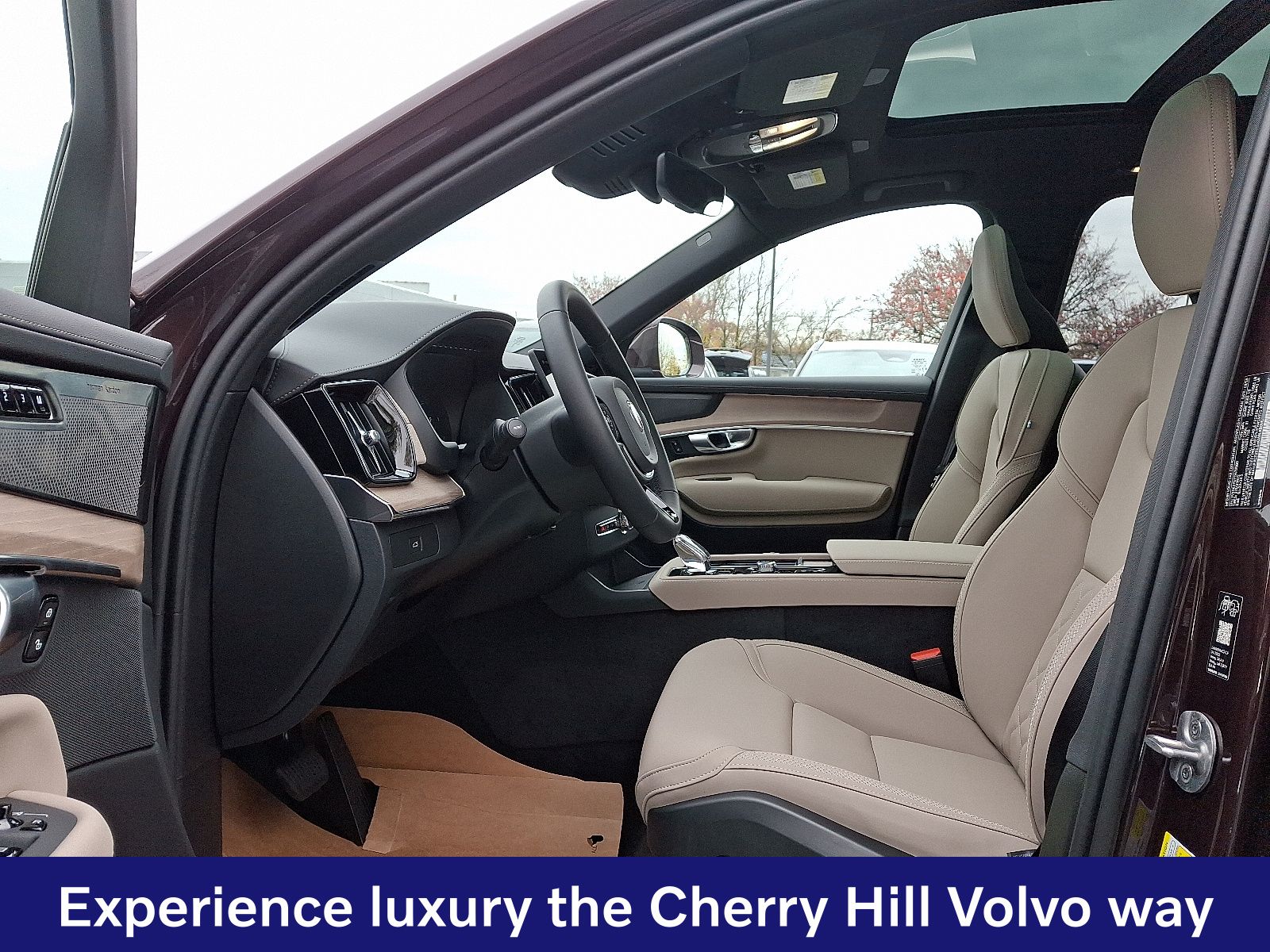 2026 Volvo XC90 Plus - Photo 8