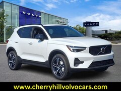 2026 Volvo XC40 B5 Core SUV AWD