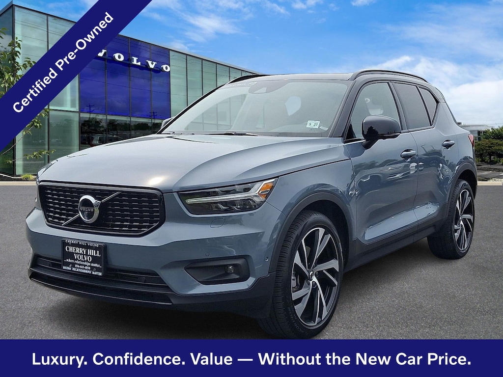 Certified 2022 Volvo XC40 R-Design SUV