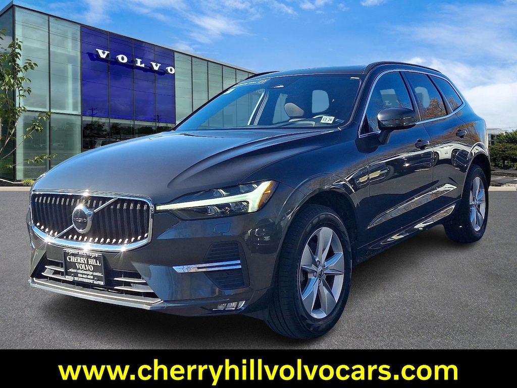 Certified 2022 Volvo XC60 B5 Momentum SUV