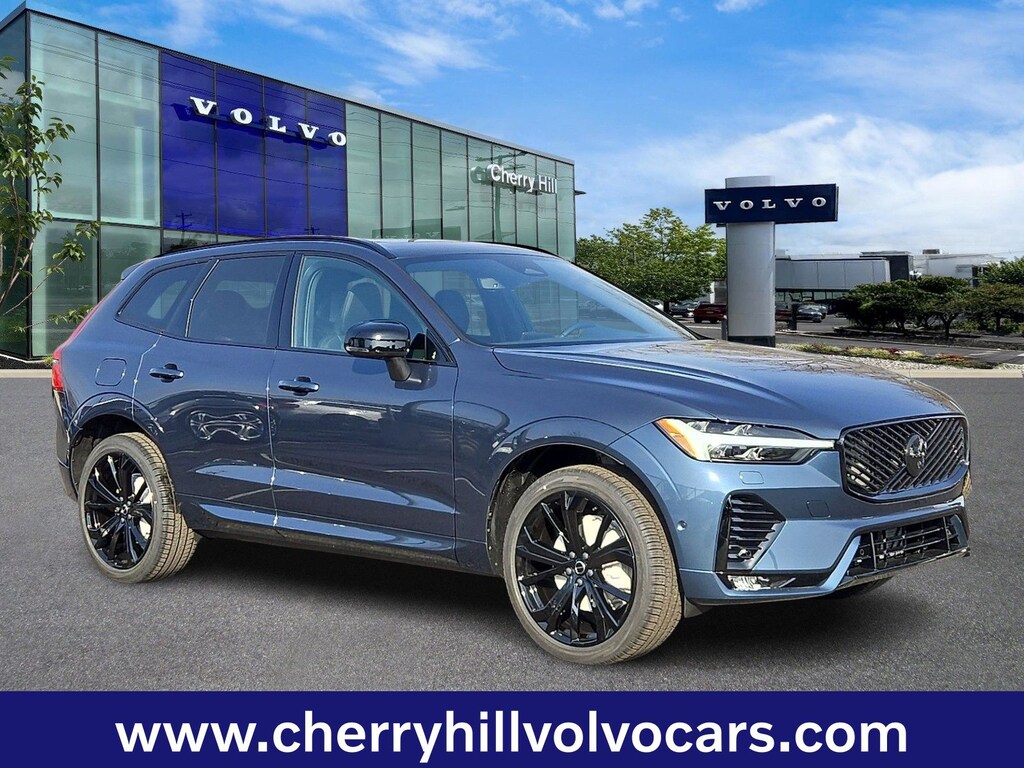 New 2026 Volvo XC60 B5 Ultra Black Edition SUV