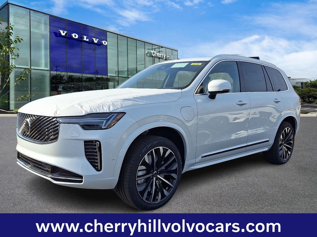 New 2026 Volvo XC90 plug-in hybrid T8 Plus 7-Seater SUV