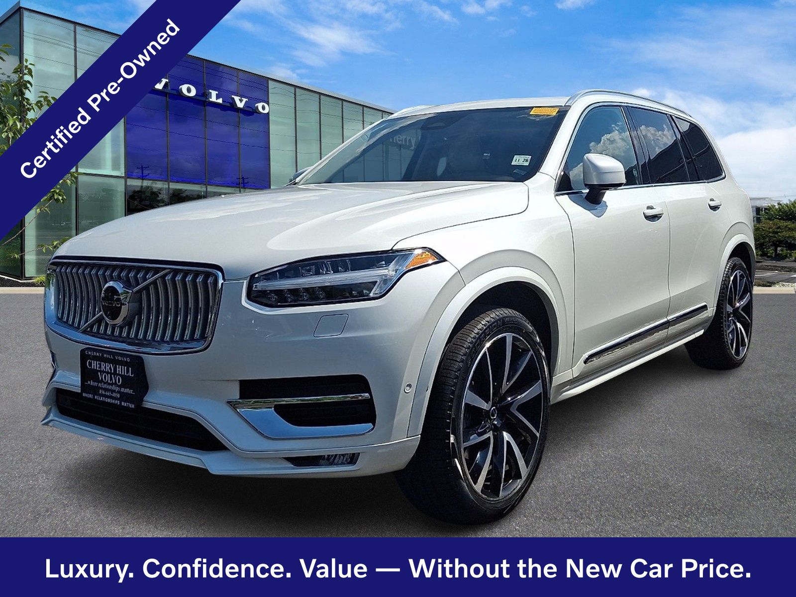 2024 Volvo XC90 B6 Plus 7-Seater Bright theme 4WD's photo