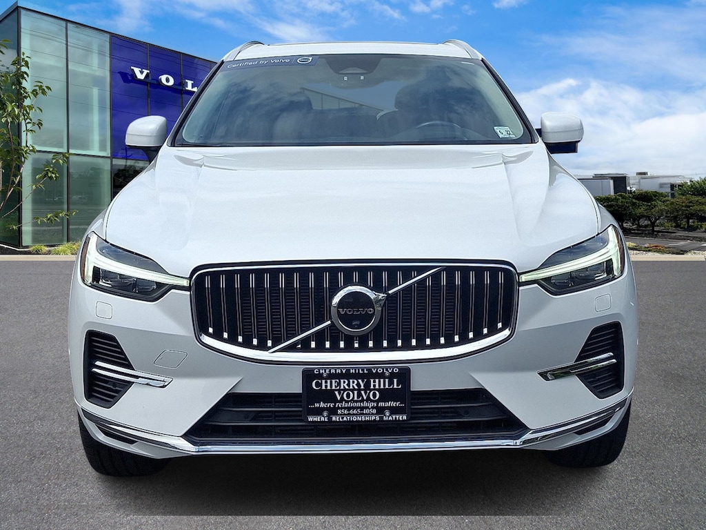 Certified 2022 Volvo XC60 Recharge Plug-In Hybrid T8 Inscription Extended Range