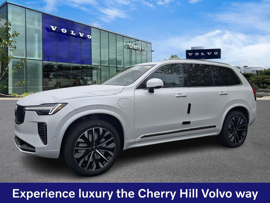 New 2026 Volvo XC90 plug-in hybrid T8 Plus 7-Seater SUV