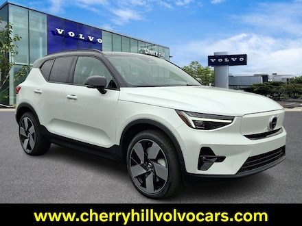 2026 Volvo EX40 Single Motor Extended Range Plus SUV RWD