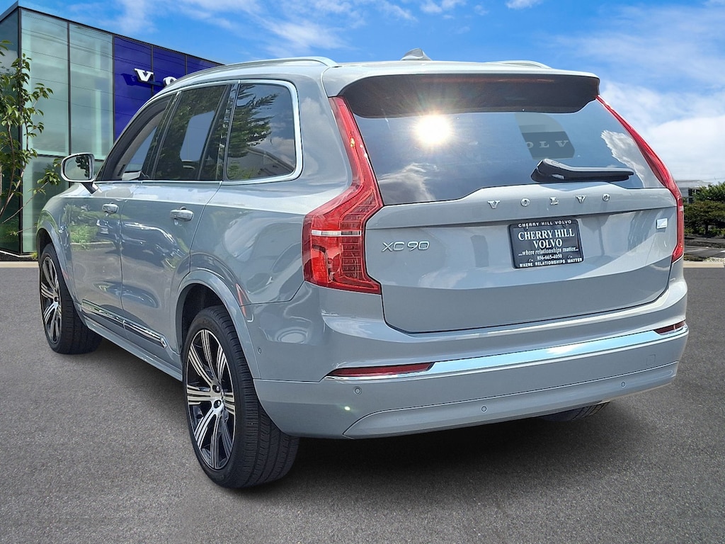 Certified 2024 Volvo XC90 Recharge Plug-In Hybrid T8 Plus Bright Theme 7-Seater