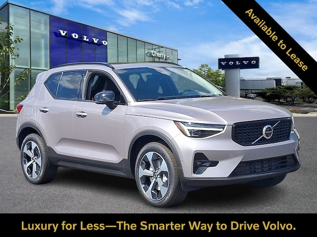 2026 Volvo XC40 B5 Plus SUV