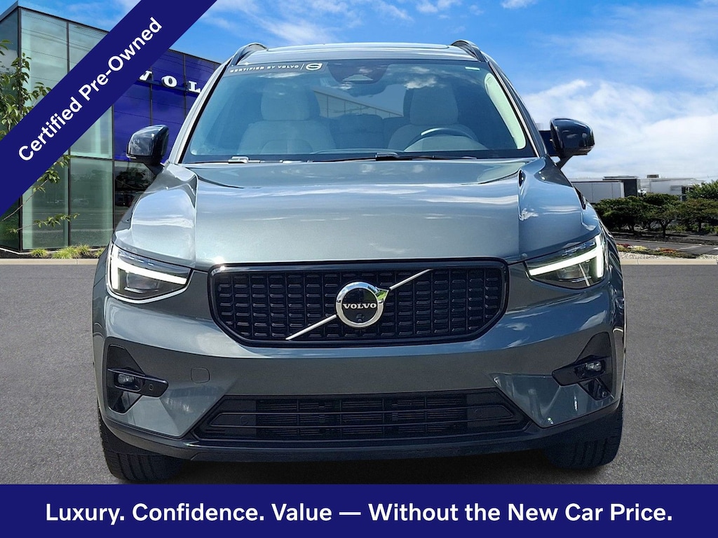 Certified 2026 Volvo XC40 B5 Plus SUV