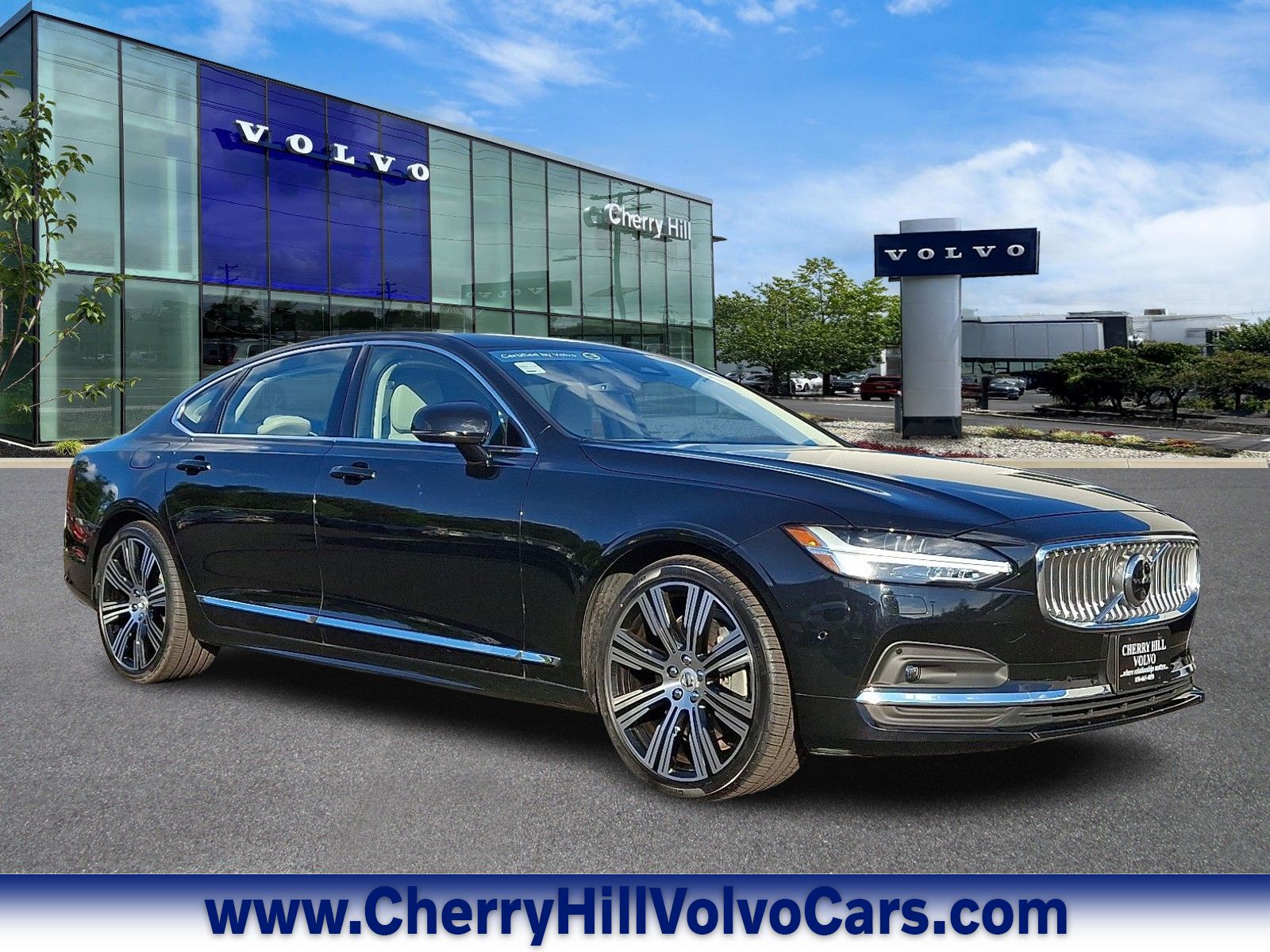 2023 Volvo S90 Sedan 
