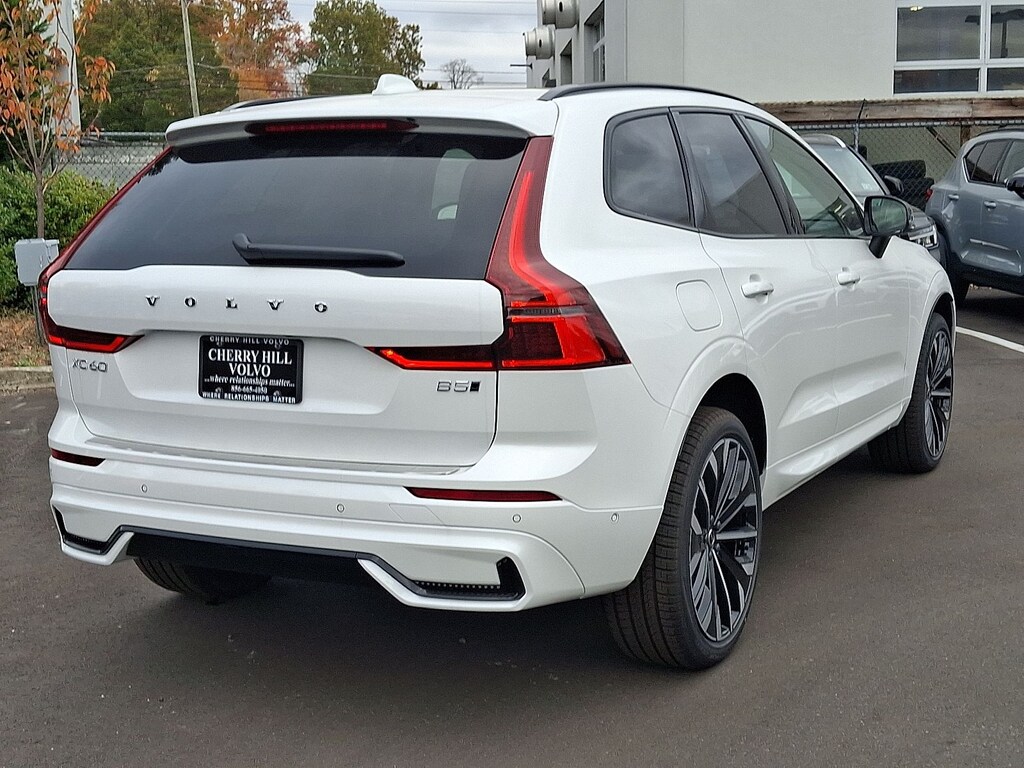 New 2026 Volvo XC60 B5 Ultra SUV