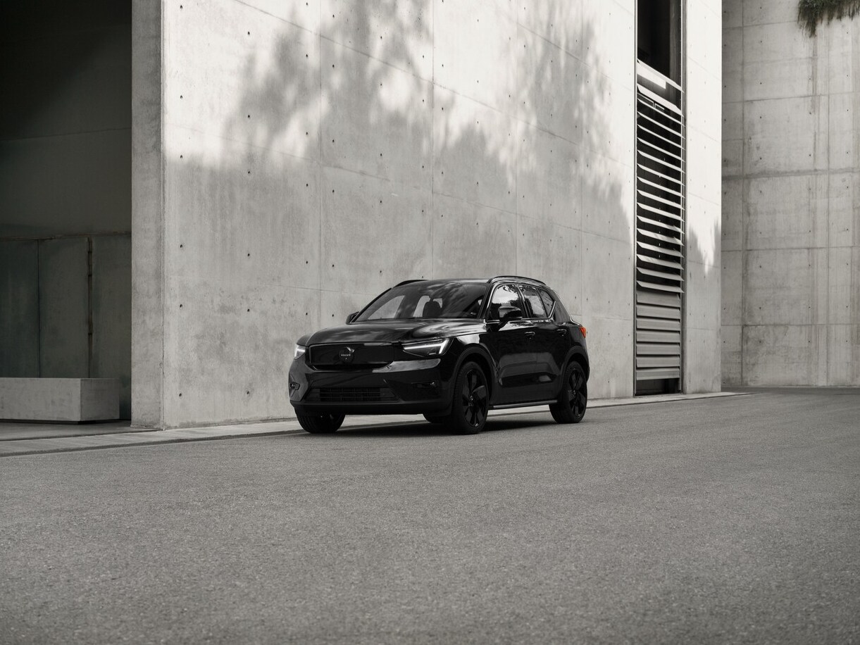 Volvo EX40